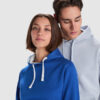 Sudadera Roly Urban SU1067 presentada con modelo