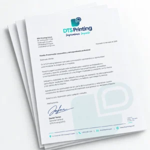 Papel de carta personalizado sin perforaciones sobre fondo blanco